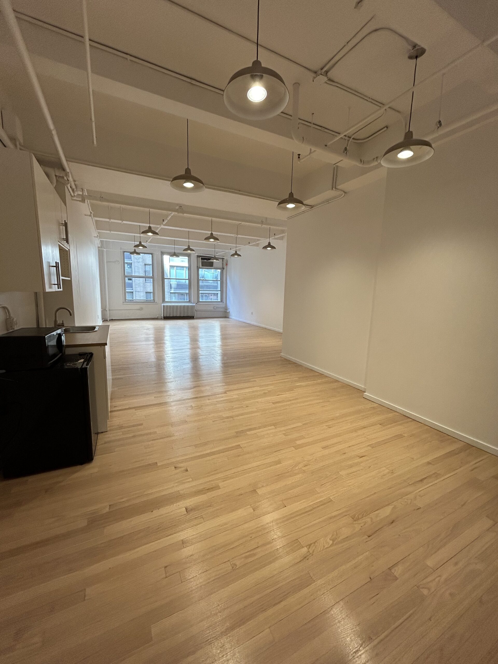 Suite 400
